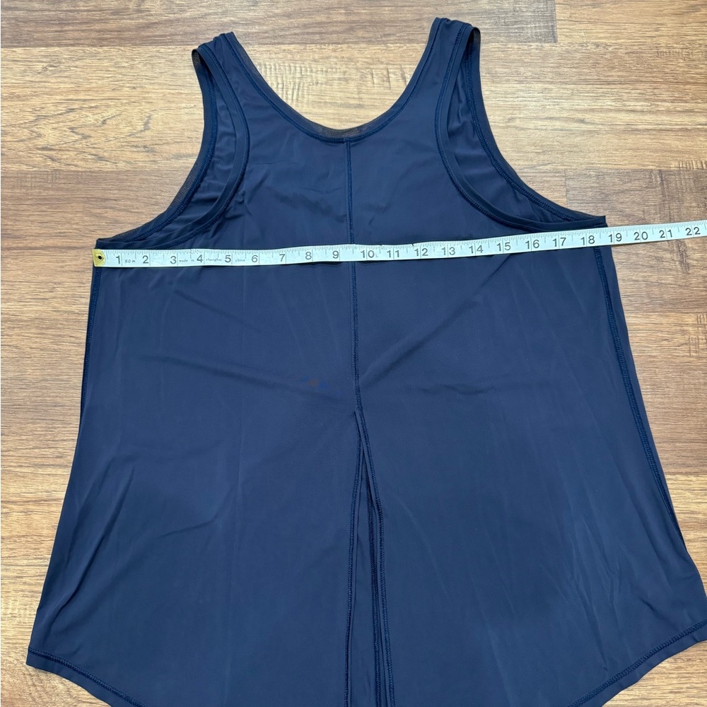 lululemon turn about tank - Picture 12 of 14